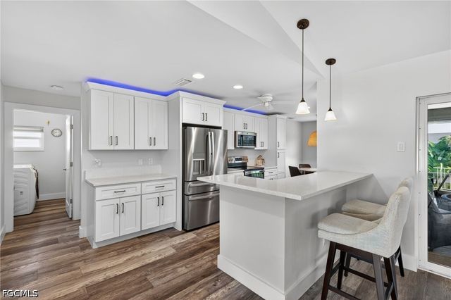 3359 Barra CIR, Sanibel, FL 33957
