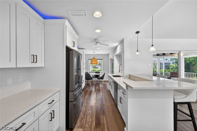 3359 Barra CIR, Sanibel, FL 33957