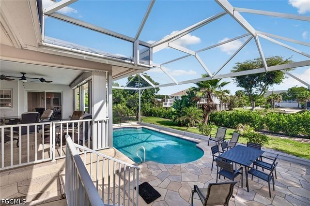 3359 Barra CIR, Sanibel, FL 33957