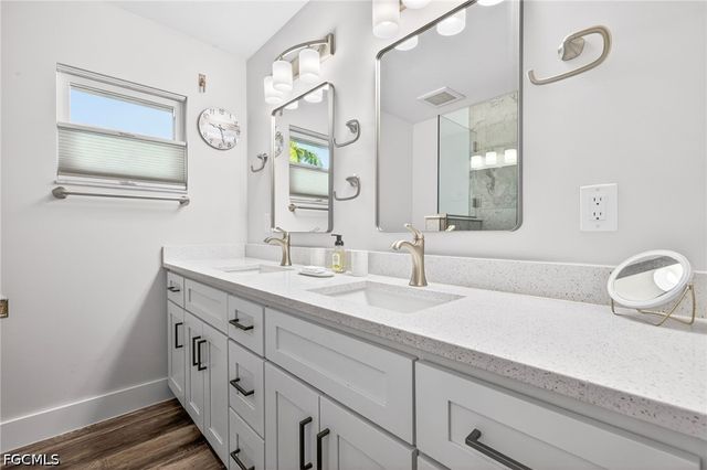 3359 Barra CIR, Sanibel, FL 33957