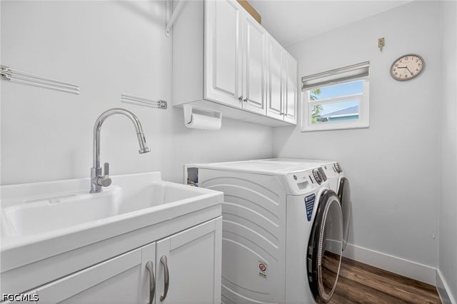 3359 Barra CIR, Sanibel, FL 33957