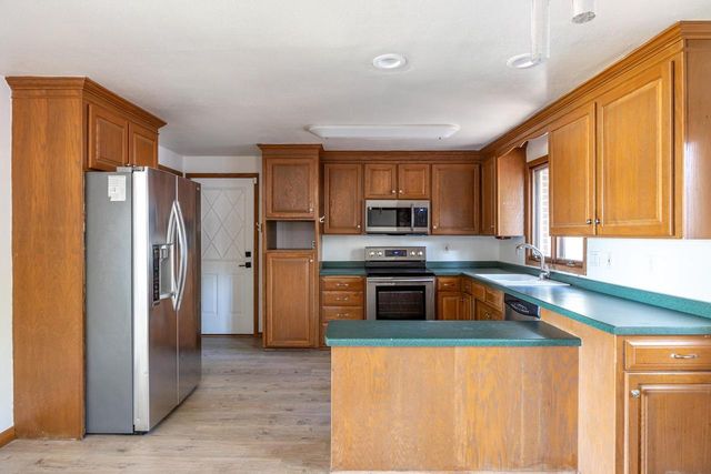 1120 FORT HOWARD AVENUE, De Pere, WI 54115