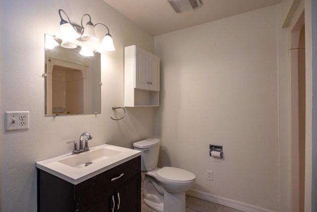 1120 FORT HOWARD AVENUE, De Pere, WI 54115