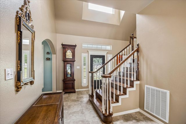 9064 Grand Lake Estates Drive, Montgomery, TX 77316