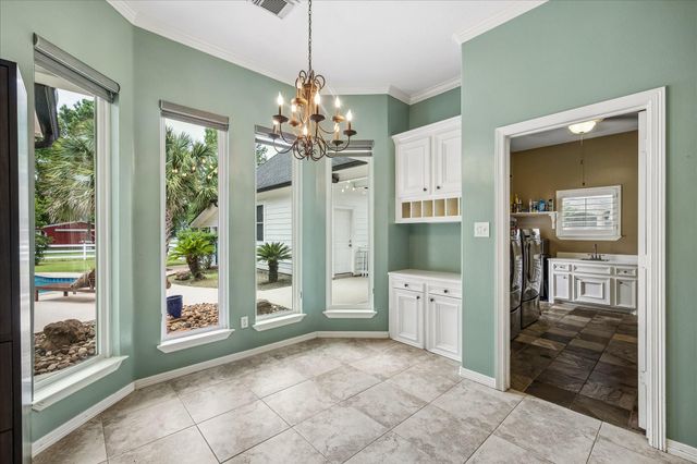 9064 Grand Lake Estates Drive, Montgomery, TX 77316