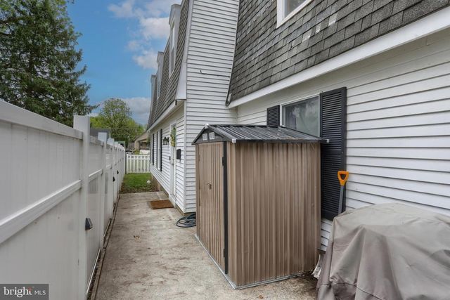 734 REINOEHL ST, Lebanon, PA 17046