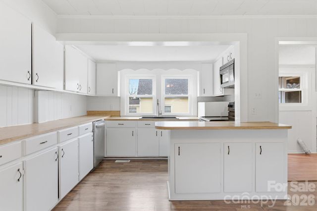 105 Watt Street, Cooleemee, NC 27014