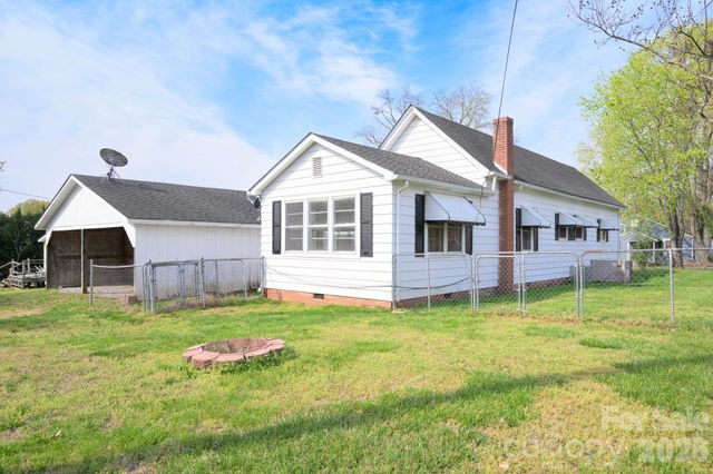 105 Watt Street, Cooleemee, NC 27014