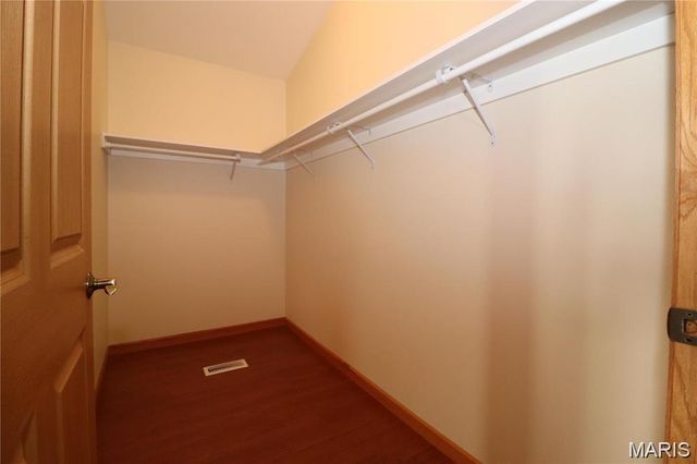 3210 Leverett Court, Alton, IL 62002