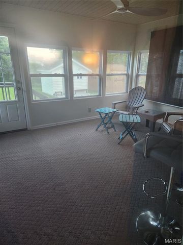 3210 Leverett Court, Alton, IL 62002