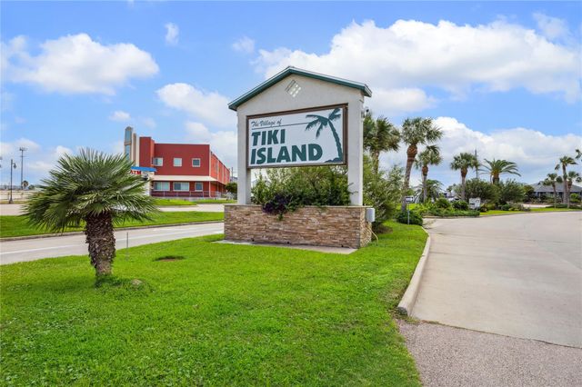 1310 & 1314 Maui Drive, Tiki Island, TX 77554