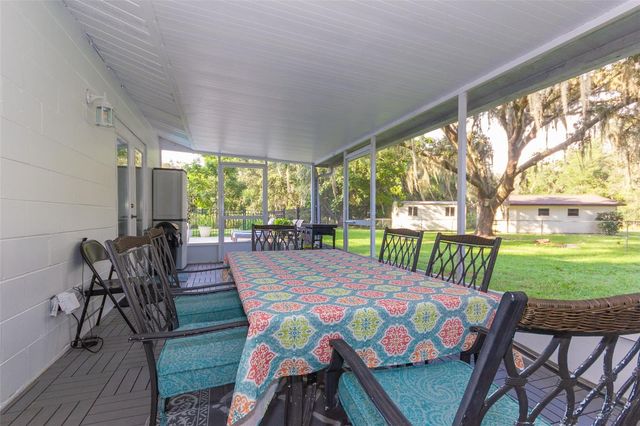 12231 KELLY LANE, Thonotosassa, FL 33592
