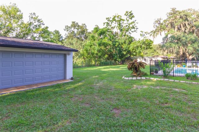 12231 KELLY LANE, Thonotosassa, FL 33592
