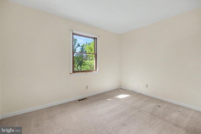 7 SENECA TER, Fredericksburg, VA 22401