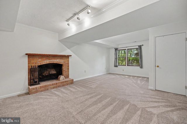 7 SENECA TER, Fredericksburg, VA 22401