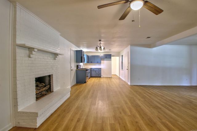 39 Sheraton Oaks Drive, Sherwood, AR 72120