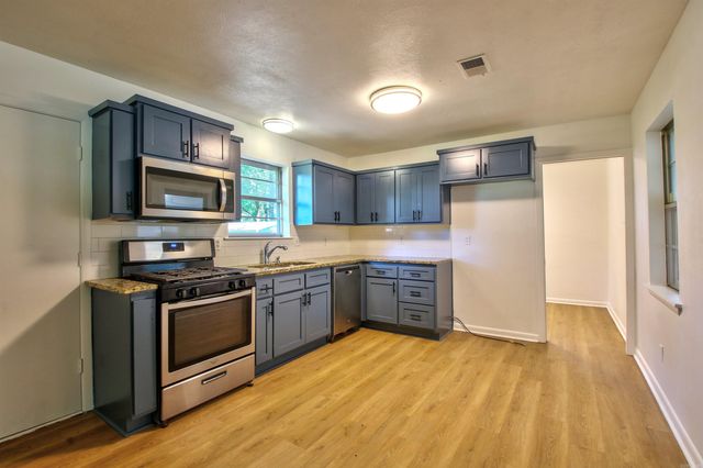 39 Sheraton Oaks Drive, Sherwood, AR 72120