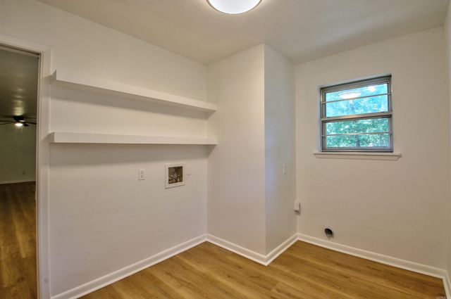 39 Sheraton Oaks Drive, Sherwood, AR 72120