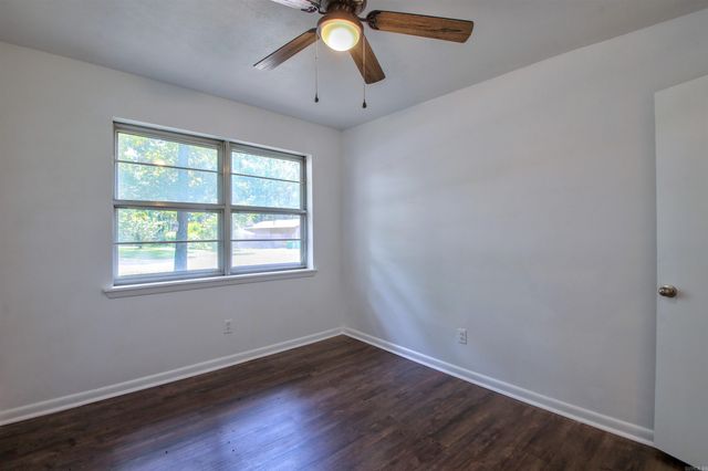 39 Sheraton Oaks Drive, Sherwood, AR 72120