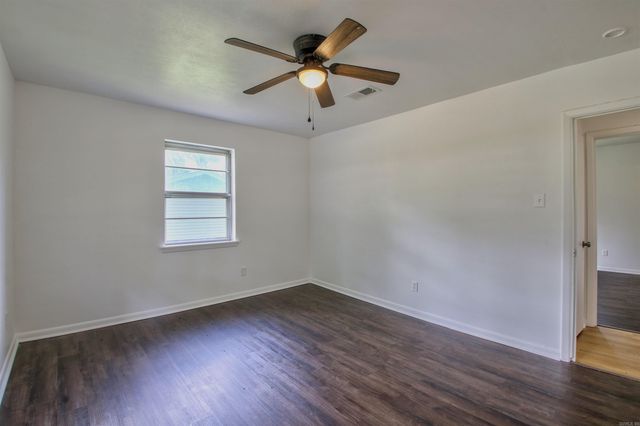 39 Sheraton Oaks Drive, Sherwood, AR 72120