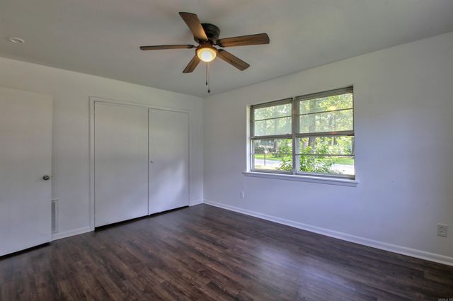 39 Sheraton Oaks Drive, Sherwood, AR 72120