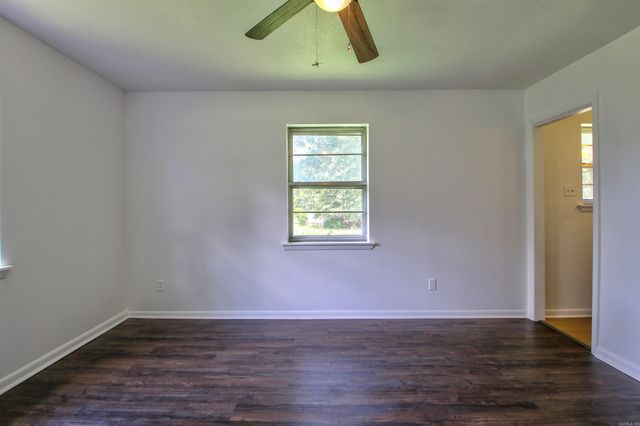 39 Sheraton Oaks Drive, Sherwood, AR 72120