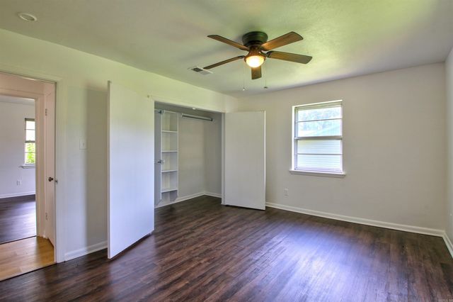 39 Sheraton Oaks Drive, Sherwood, AR 72120