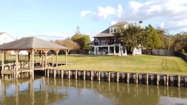 18429 Amite Acres Dr, Prairieville, LA 70769