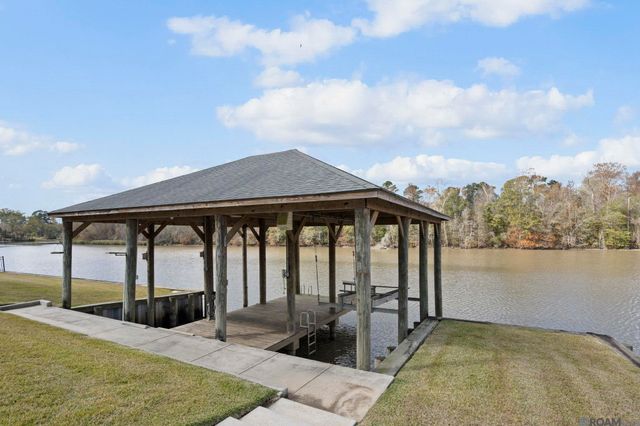 18429 Amite Acres Dr, Prairieville, LA 70769