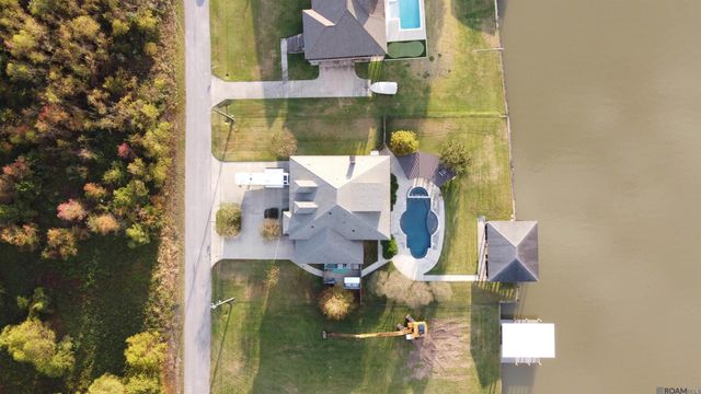 18429 Amite Acres Dr, Prairieville, LA 70769