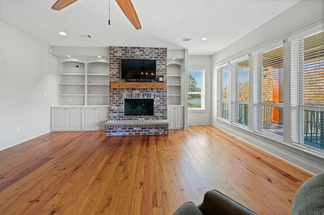 18429 Amite Acres Dr, Prairieville, LA 70769