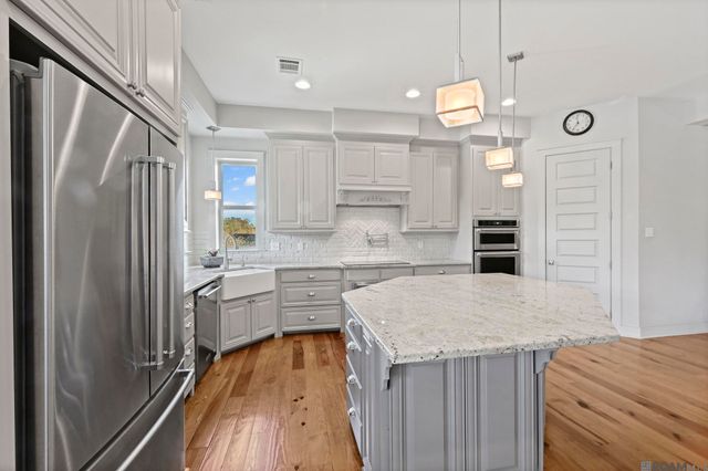 18429 Amite Acres Dr, Prairieville, LA 70769