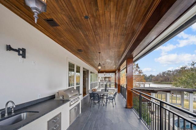 18429 Amite Acres Dr, Prairieville, LA 70769