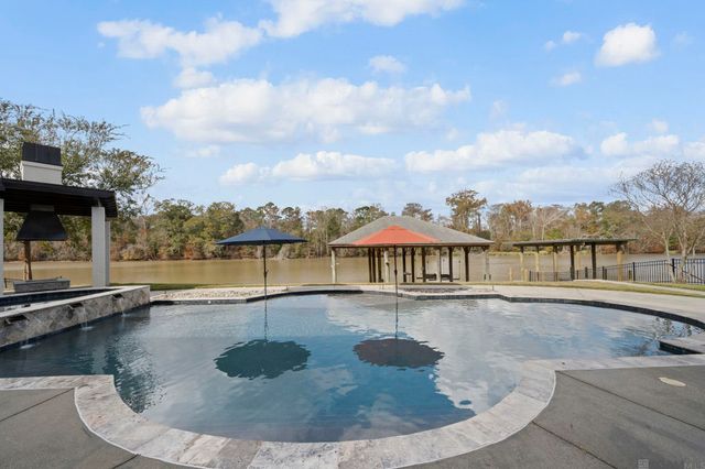 18429 Amite Acres Dr, Prairieville, LA 70769