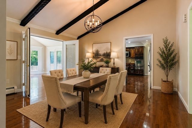 41 Watuppa Rd, Westport, MA 02790