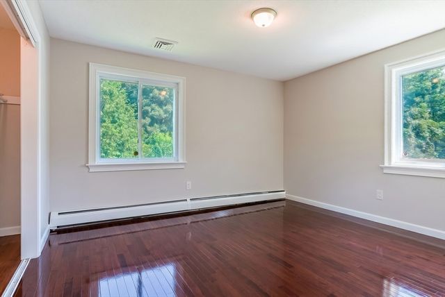 41 Watuppa Rd, Westport, MA 02790