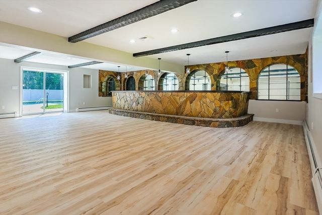 41 Watuppa Rd, Westport, MA 02790