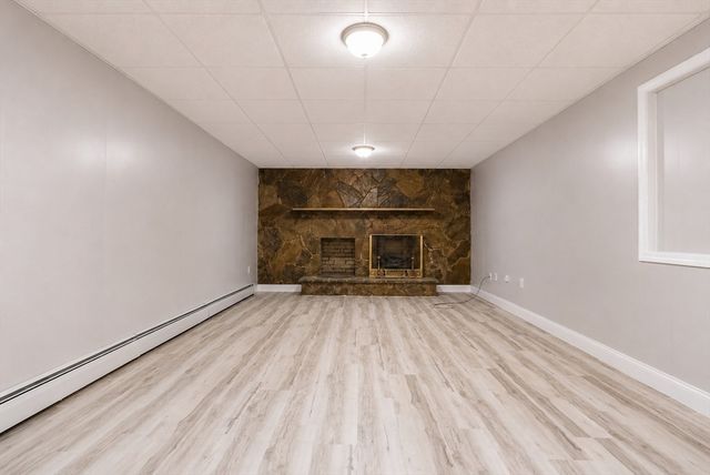 41 Watuppa Rd, Westport, MA 02790