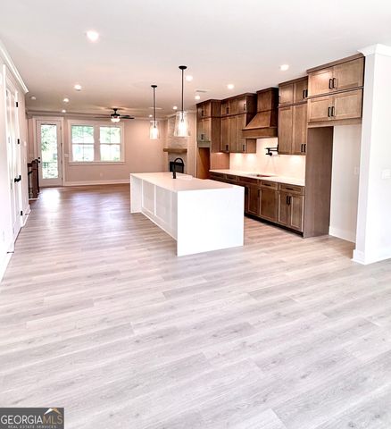 113 Bridgecrest Road, Roswell, GA 30075