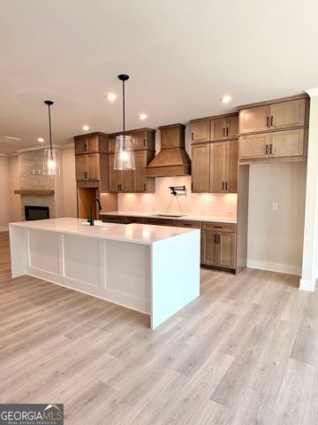 113 Bridgecrest Road, Roswell, GA 30075