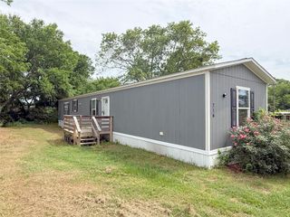 716 Quail Run Court, Seven Points, TX 75143