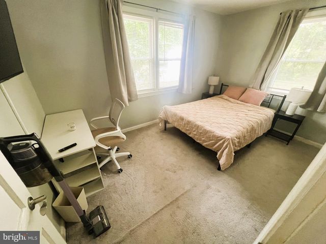 521 BELLVIEW AVE, Clayton, NJ 08312