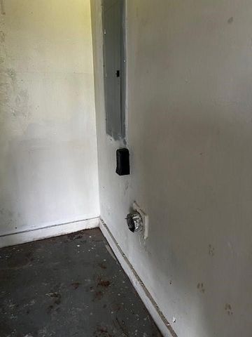 1827 Hickory Street, Shreveport, LA 71108