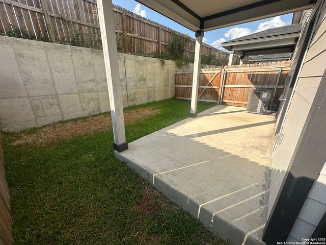 8419 Via Verona Unit 103, San Antonio, TX 78227