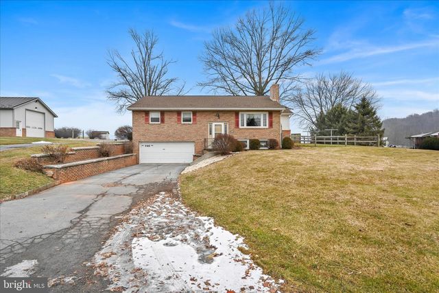 740 S COCALICO RD, Denver, PA 17517