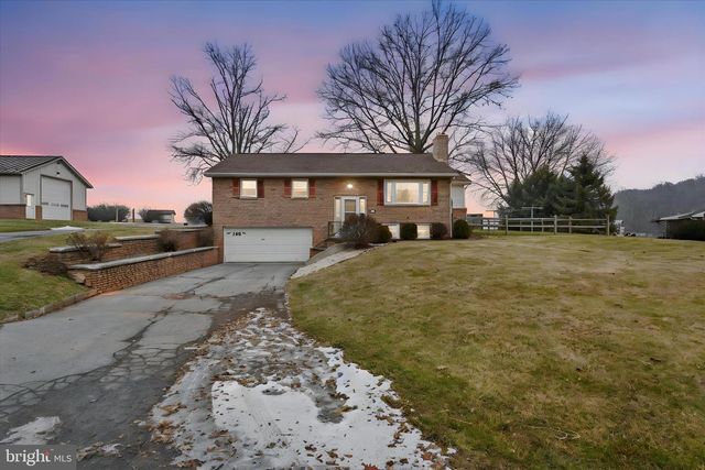 740 S COCALICO RD, Denver, PA 17517