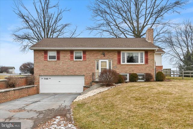 740 S COCALICO RD, Denver, PA 17517