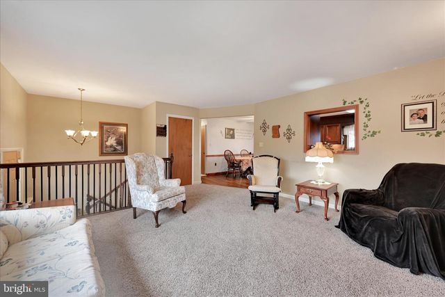 740 S COCALICO RD, Denver, PA 17517