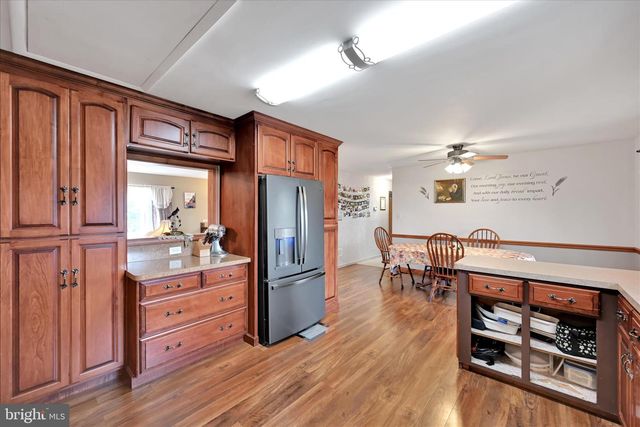 740 S COCALICO RD, Denver, PA 17517