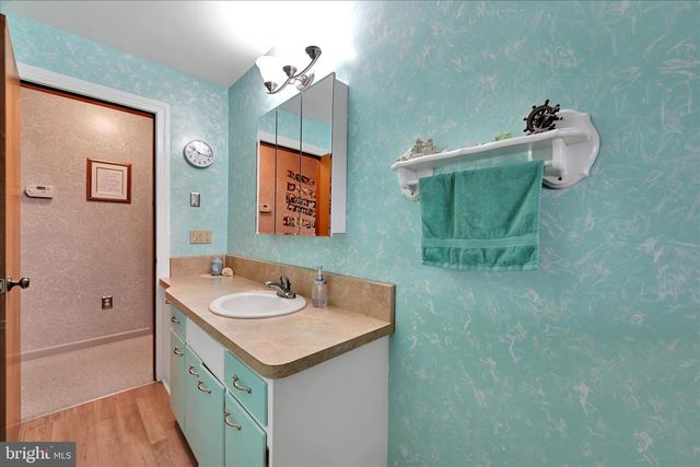 740 S COCALICO RD, Denver, PA 17517